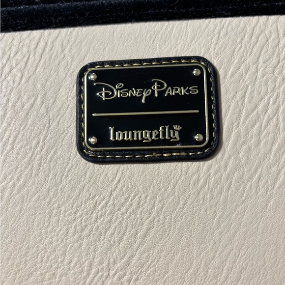 Loungefly Cream and Black Chic Shoulder Bag - Picture 4 of 8